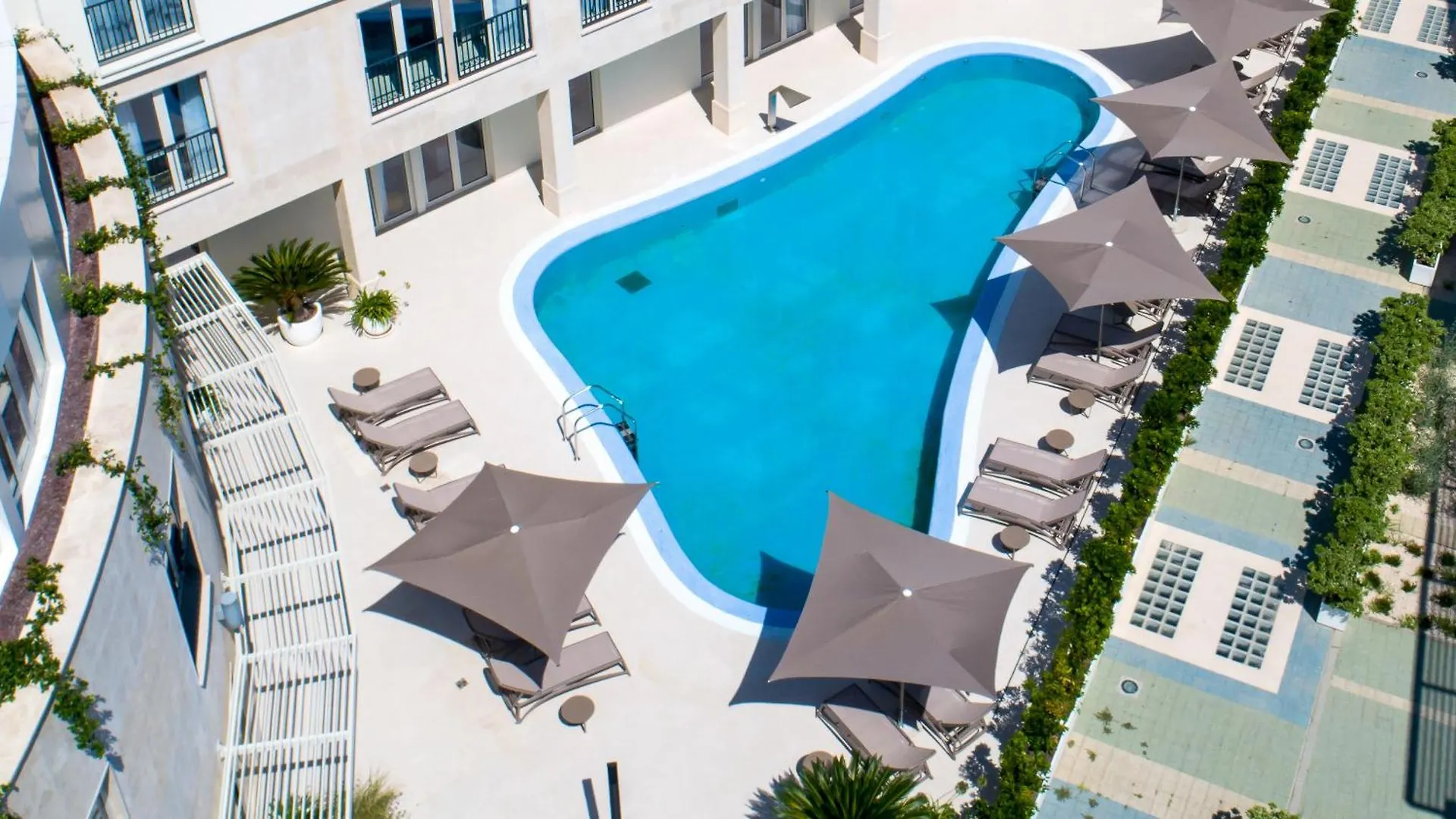 Superior Seaview Apt. With Pool Umag